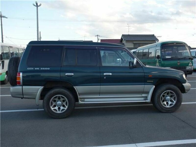 PAJERO-4