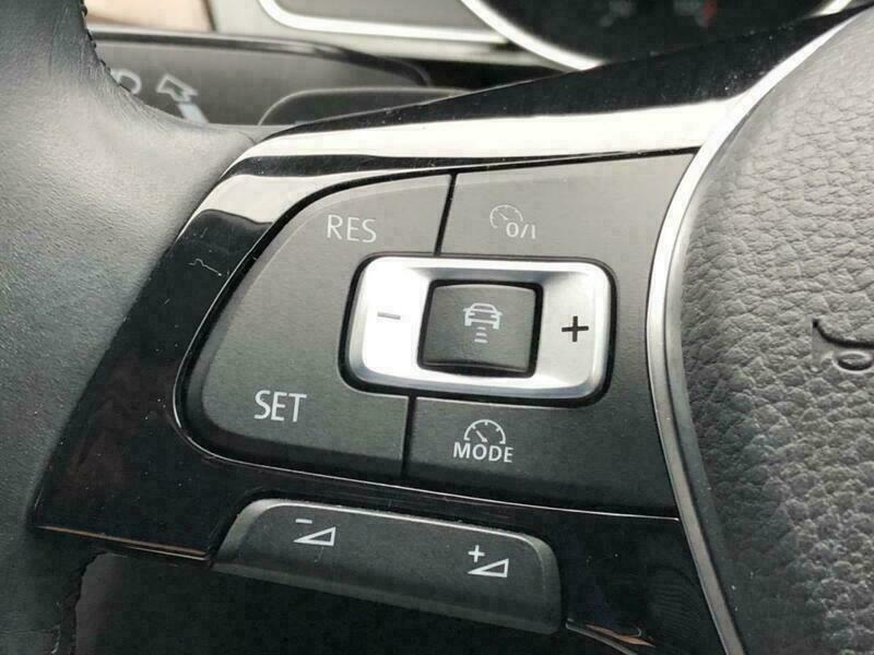 PASSAT VARIANT
