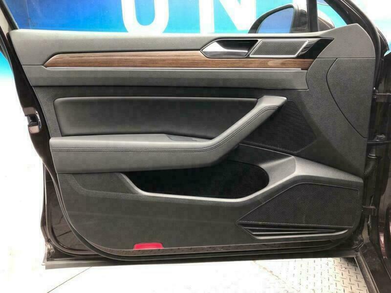 PASSAT VARIANT