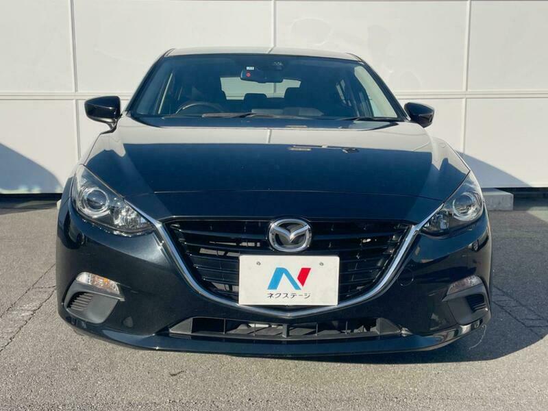 Axela Sport