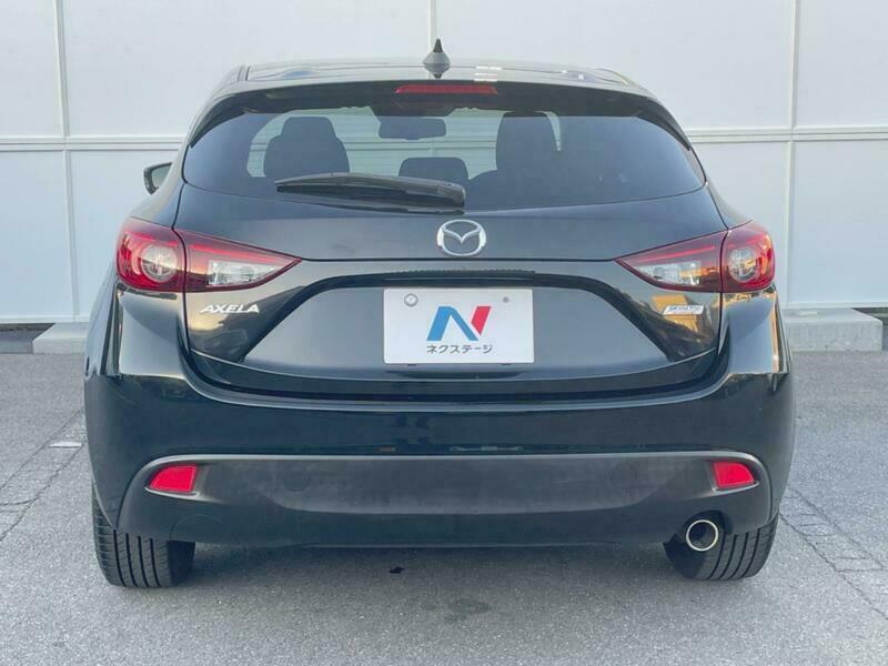 Axela Sport