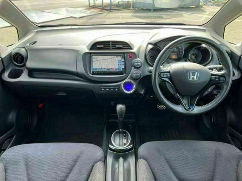 FIT HYBRID-10