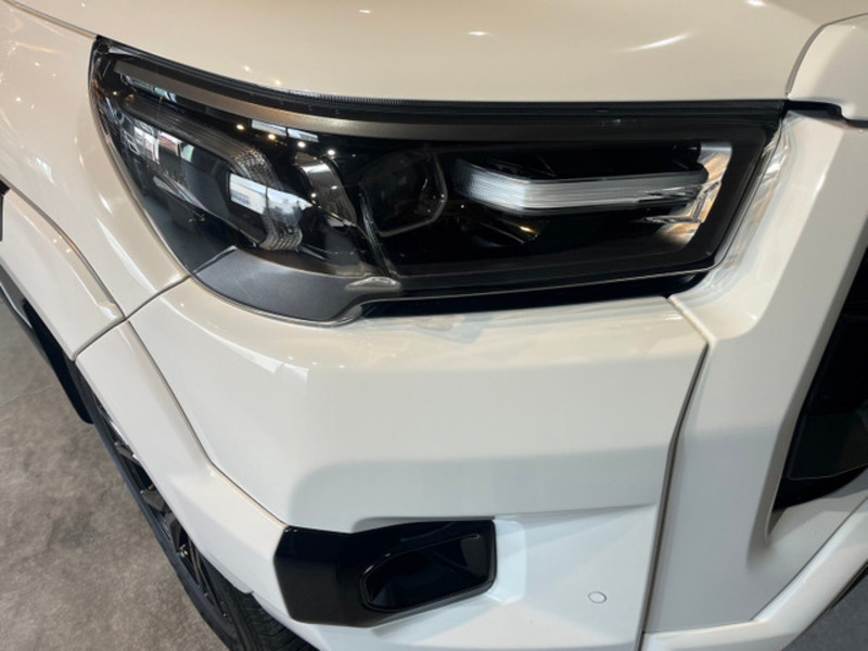 HILUX