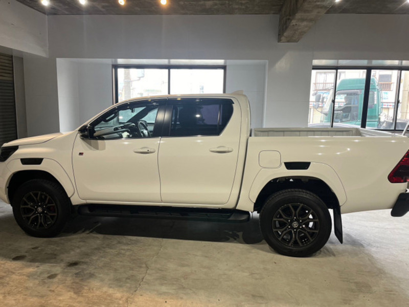 HILUX