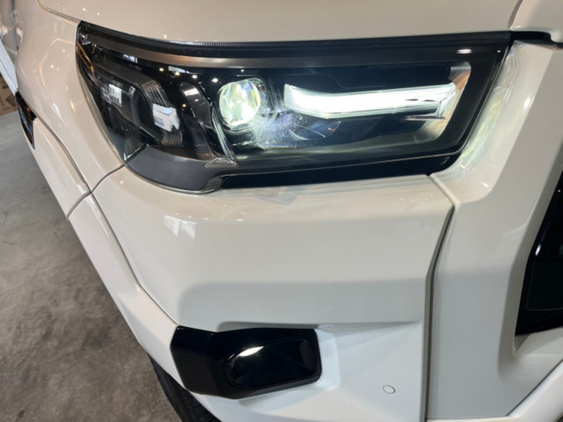 HILUX