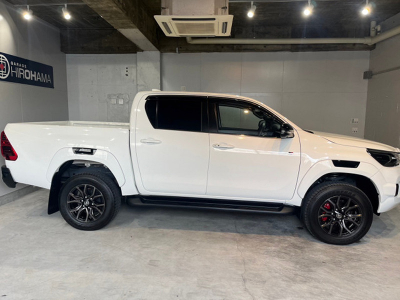 HILUX