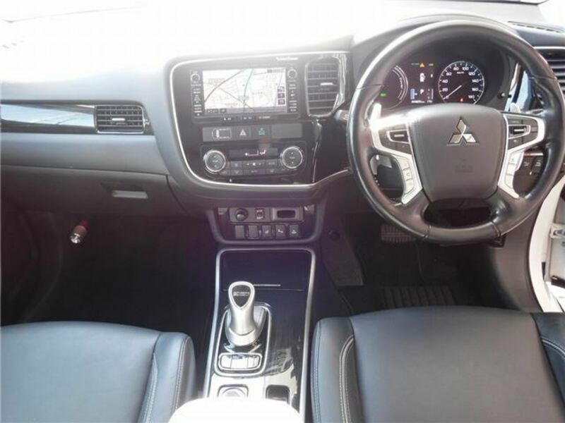 OUTLANDER PHEV