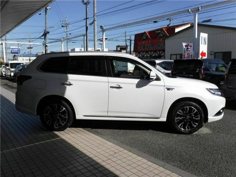 OUTLANDER PHEV