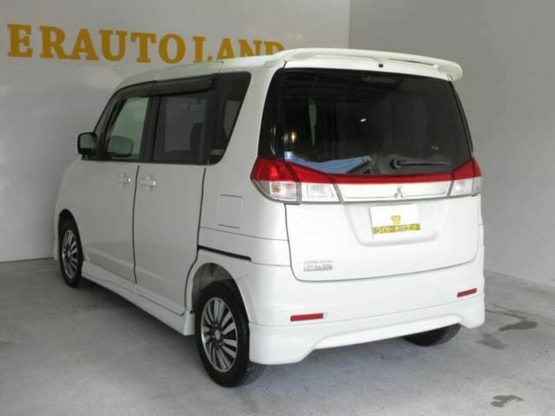 DELICA D2
