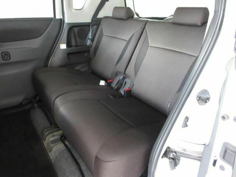 DELICA D2