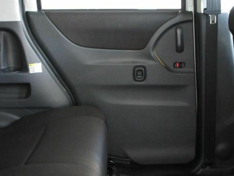 DELICA D2