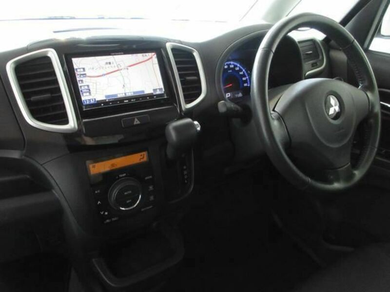 DELICA D2