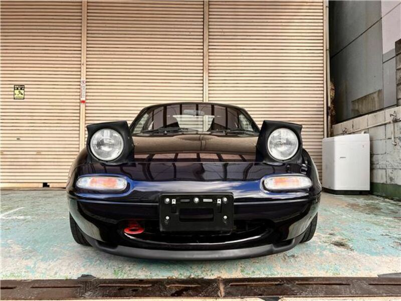 EUNOS ROADSTER
