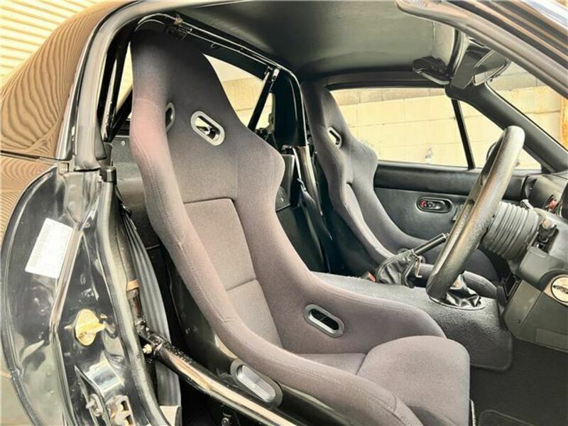 EUNOS ROADSTER