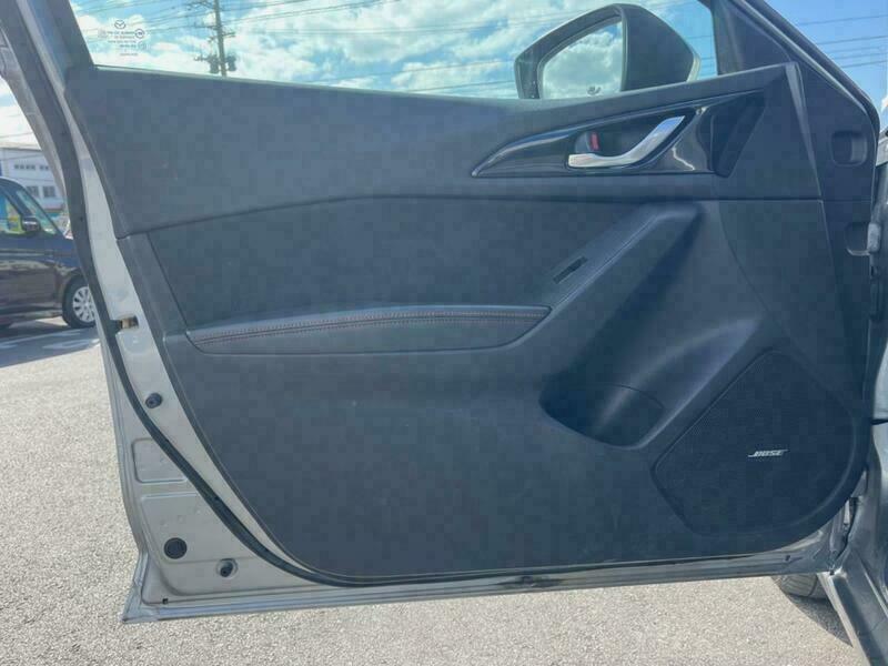 Axela Sport