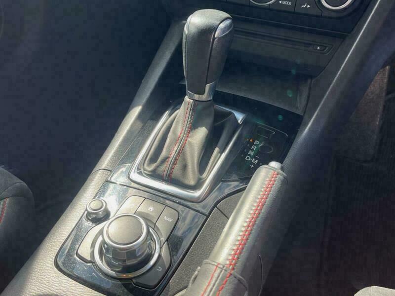 Axela Sport