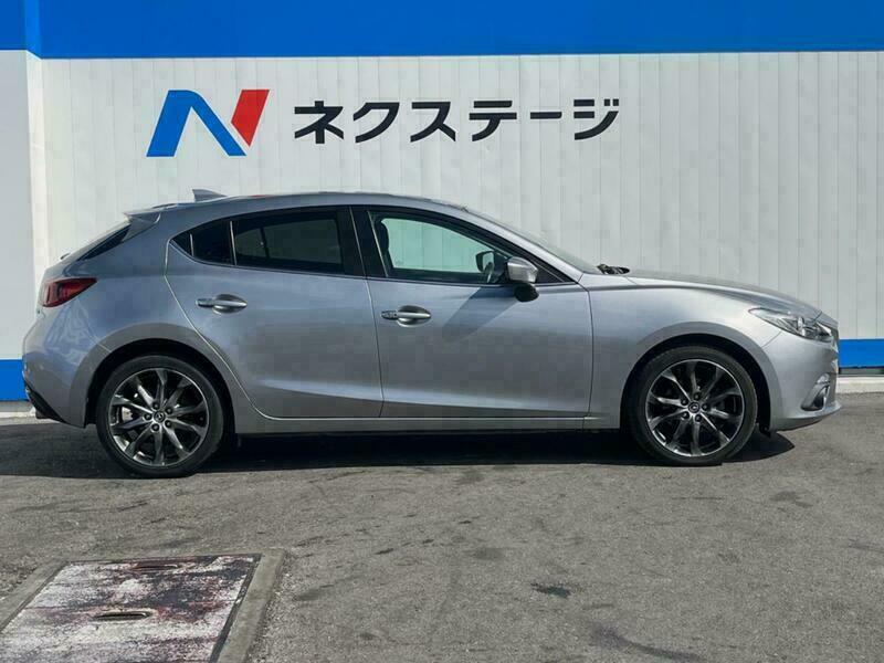 Axela Sport