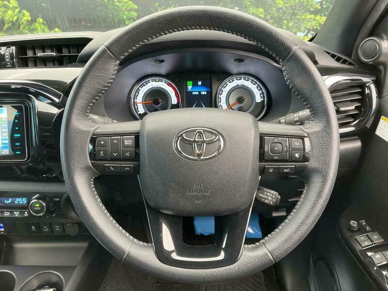 HILUX