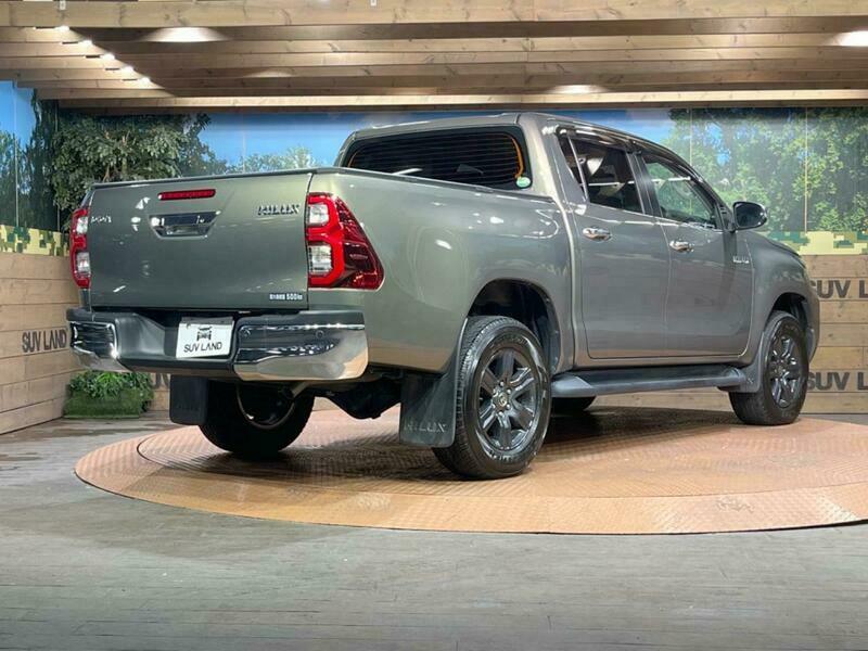 HILUX