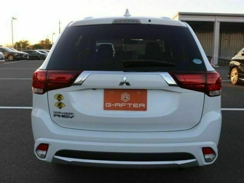 OUTLANDER PHEV
