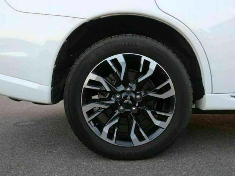 OUTLANDER PHEV