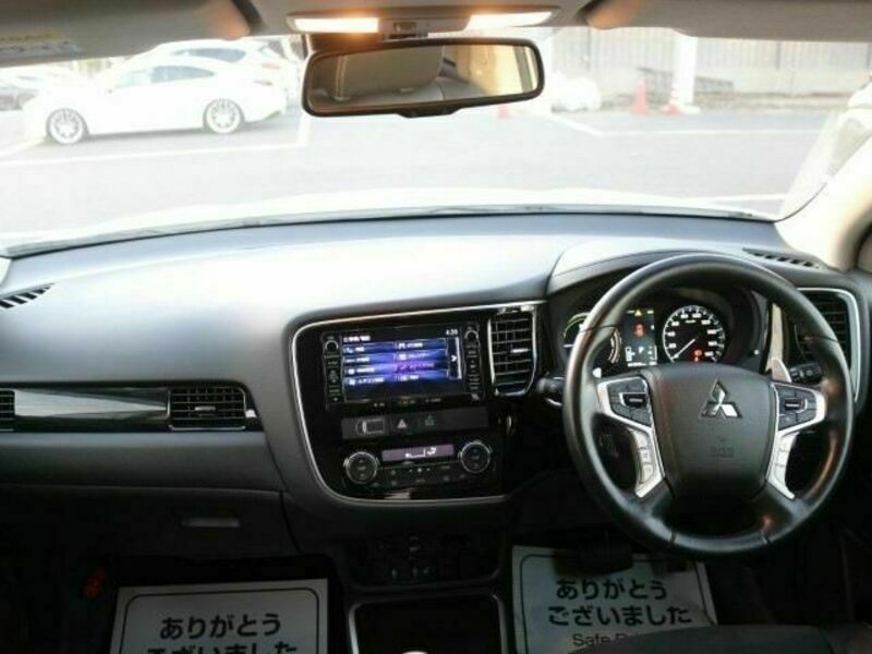 OUTLANDER PHEV