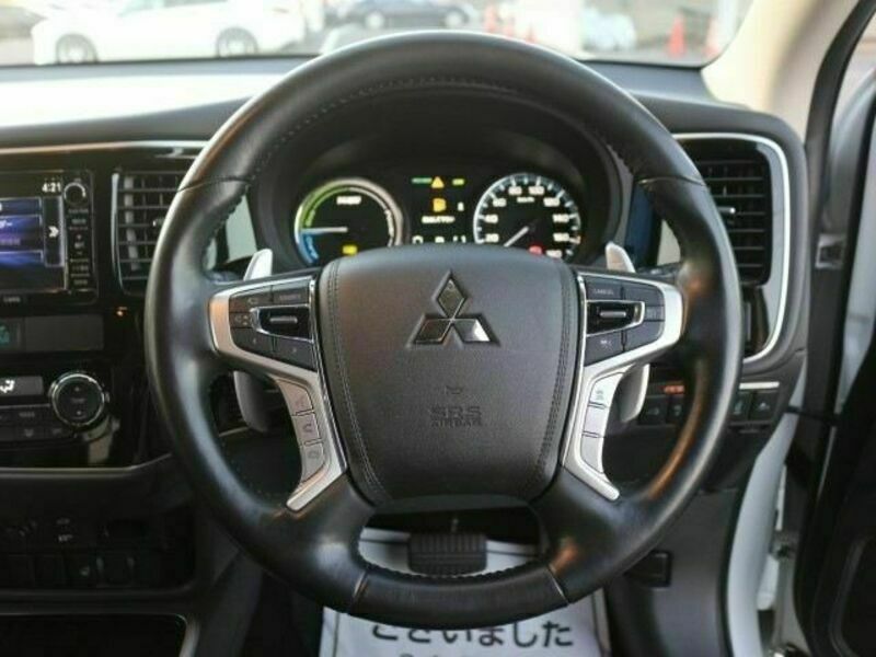 OUTLANDER PHEV
