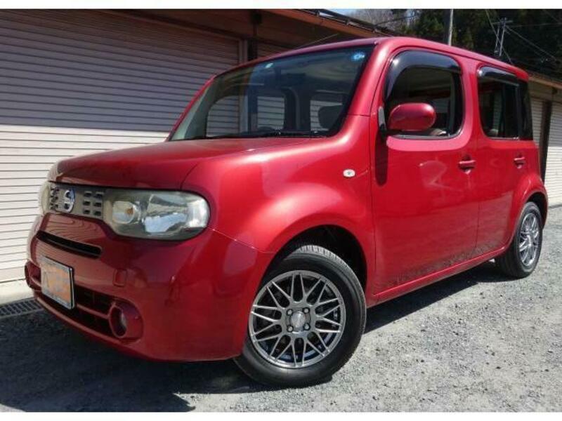 NISSAN　CUBE