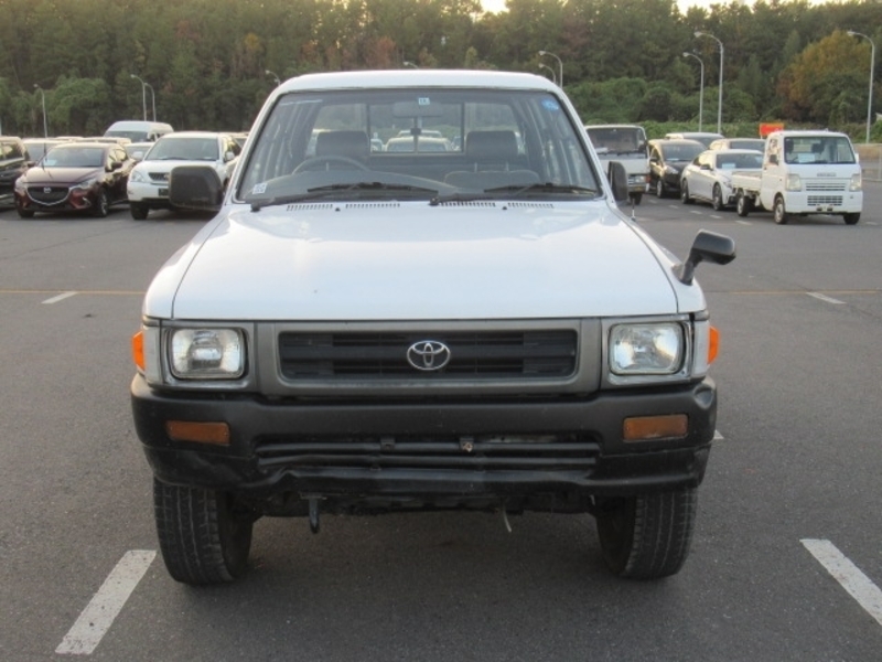 HILUX