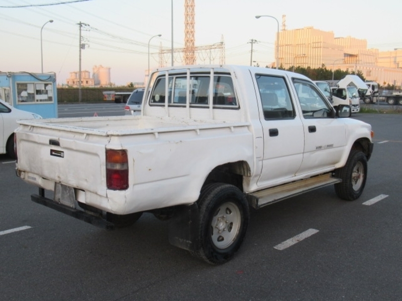 HILUX