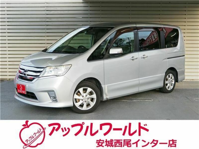 NISSAN　SERENA