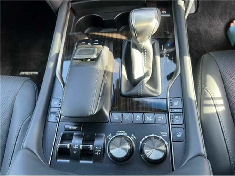 LX