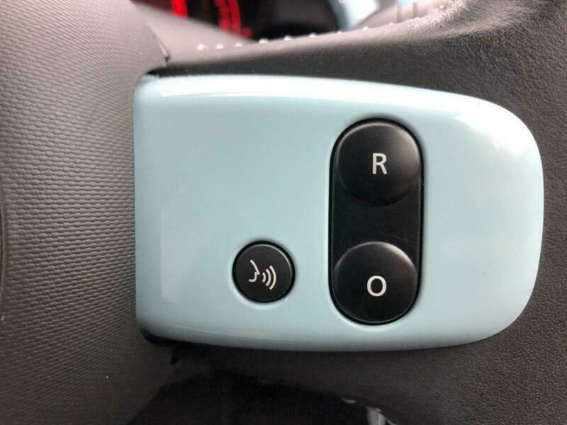 TWINGO