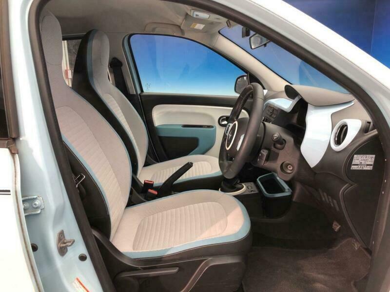 TWINGO
