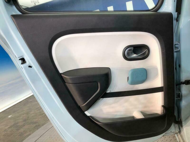 TWINGO