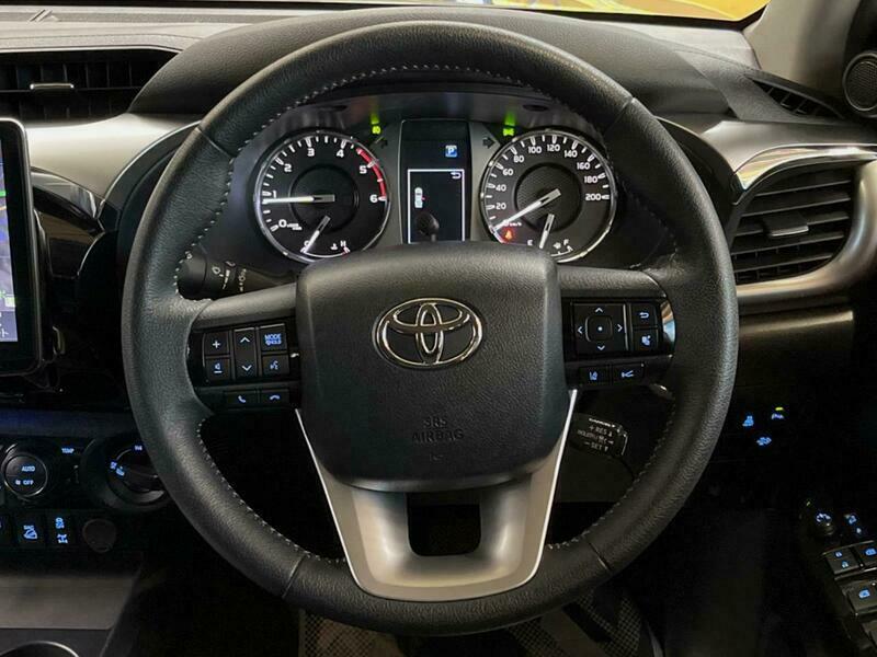 HILUX