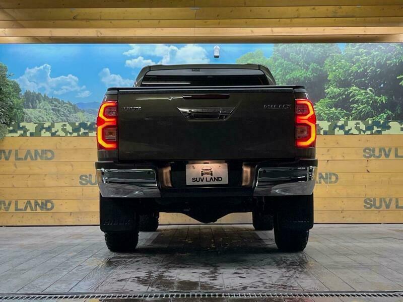HILUX