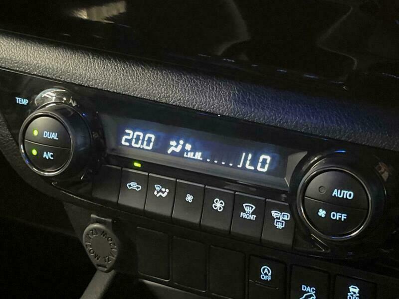 HILUX