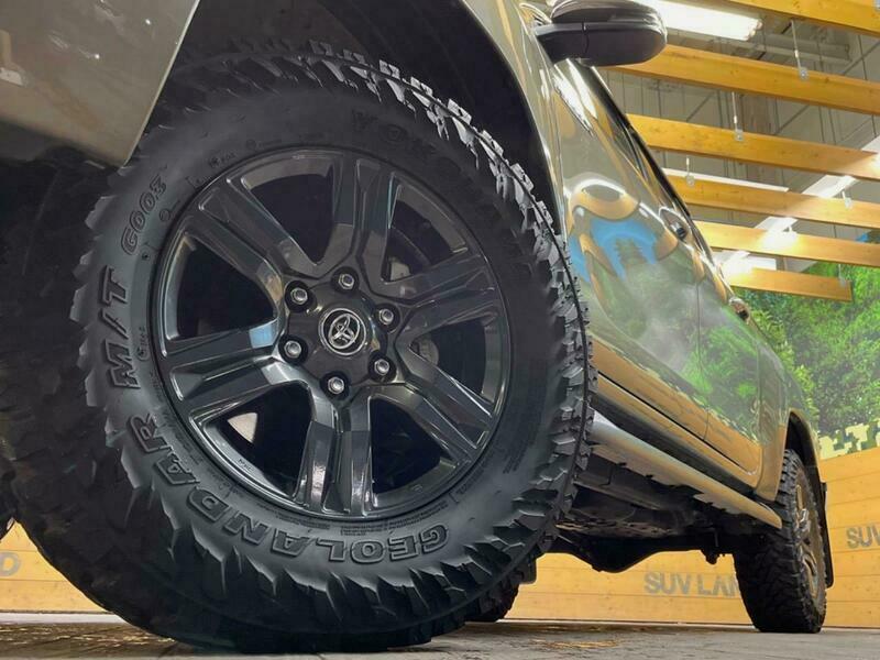 HILUX