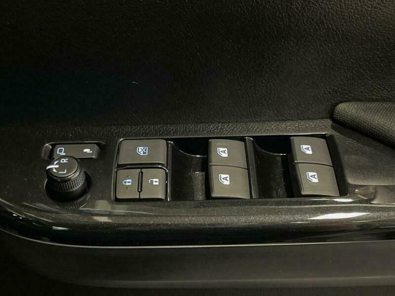 HILUX