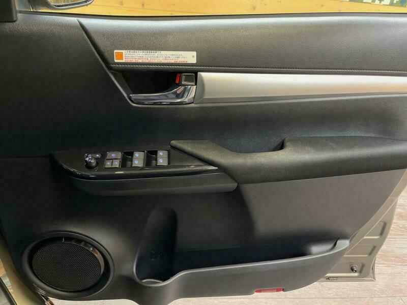 HILUX