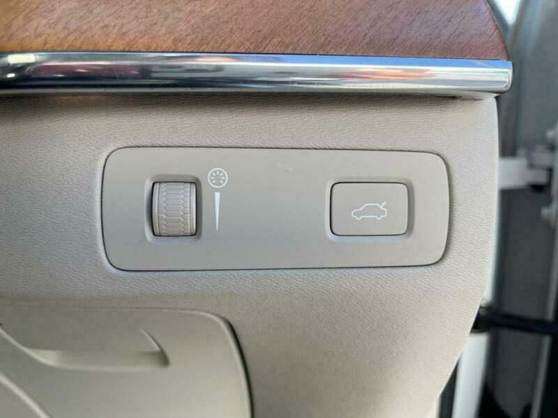 XC90