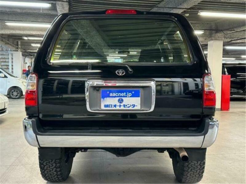 HILUX SURF