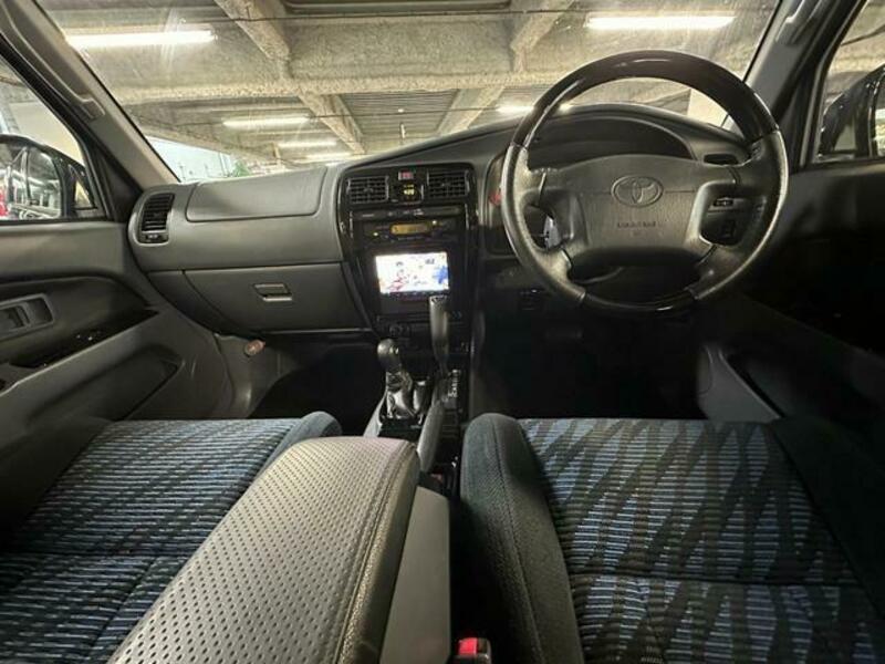 HILUX SURF