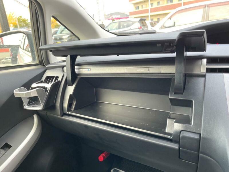 PRIUS PHV