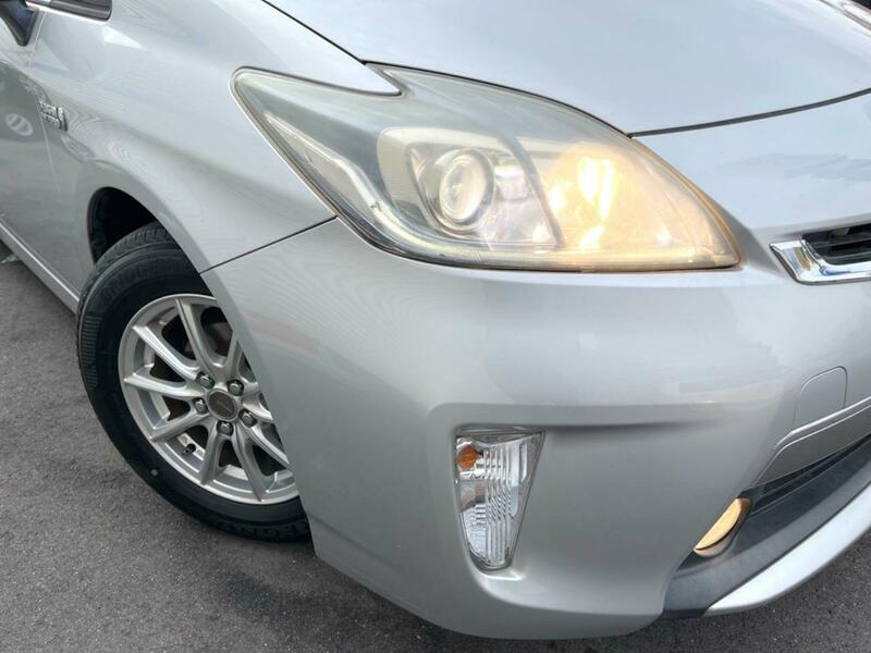 PRIUS PHV