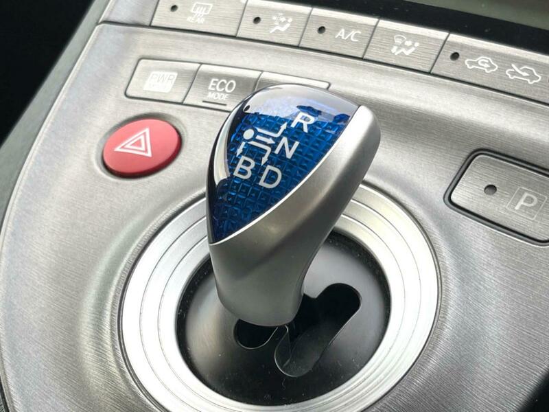 PRIUS PHV