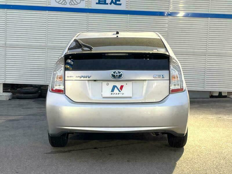 PRIUS PHV