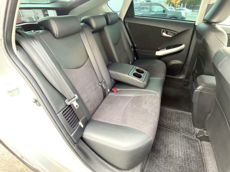 PRIUS PHV