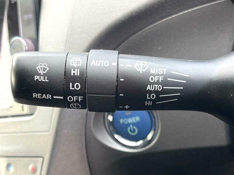 PRIUS PHV